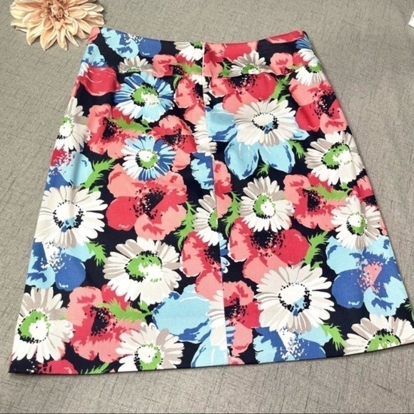 Talbots Pink & Blue Floral Pencil Skirt Cotton Stretch Size 8 - Picture 8 of 10